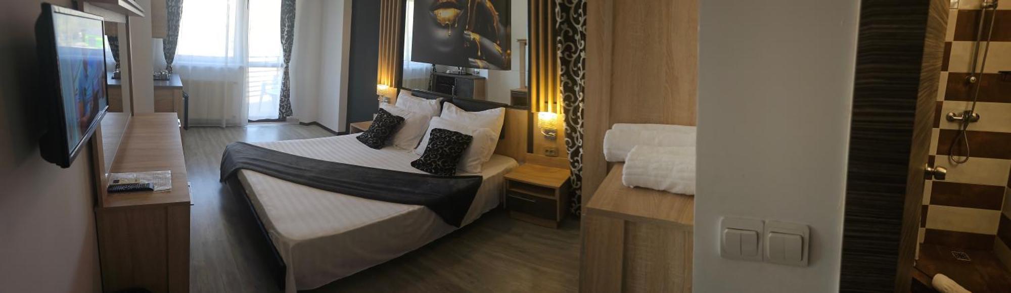 Hotel Theline Bucarest Esterno foto